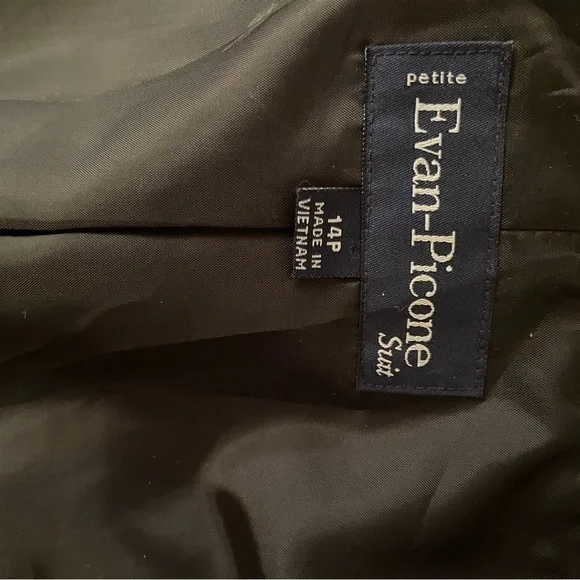 Jacket - Picture 4 of 4